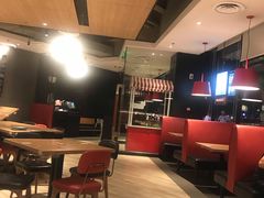 大堂-必胜客(新中纬店)