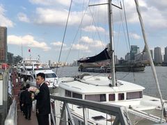 -北外滩百艇汇游艇俱乐部