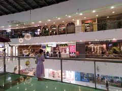 -新田360广场(上海华侨城店)