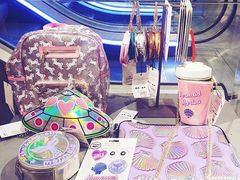 -文艺复兴百货(米兰大教堂广场店)