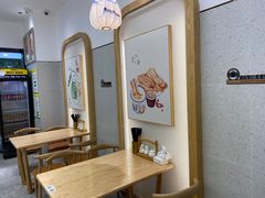 用餐区-弄堂咪道-饭香·面香·馄饨香(汇锦广场店)