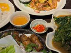 -大头虾越式风味餐厅(光明广场店)