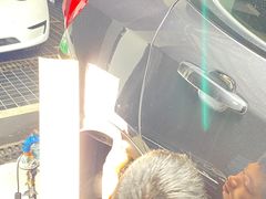 -鲨鱼皮汽车凹陷玻璃修复(静安店)