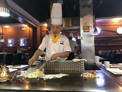 -利昂法式铁板主题餐厅(新奥购物中心店)