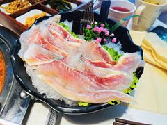 -老房老舍重庆火锅(假日城市店)