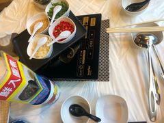 -鲜入围煮花胶鸡海鲜火锅