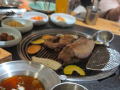 -黑豚黨韩国烤肉料理(悦然时光店)