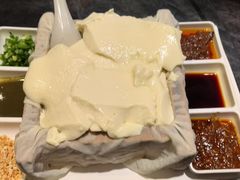 -95号酱骨·一块豆腐(展春园西路店)