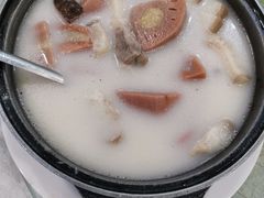 绿豆莲藕猪踭煲-喜运来酒楼(江南大道店)