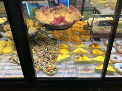 -Caidie Bakery采蝶轩(百越店)