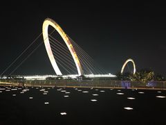 -南京眼步行桥