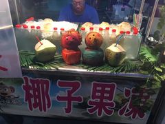 -六合夜市