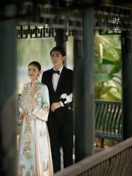 -不晚国际婚纱礼服