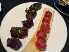 香酥小牛肉（位上）-醉东Oriental House(静安嘉里中心店)