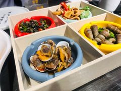 招牌辣卤海鲜拼盘-喝丢一只鞋海鲜烧烤·海肠捞饭(市场店)