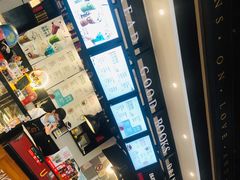 -西西弗书店&矢量咖啡(凯德晶萃广场店)