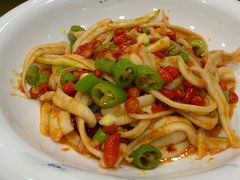 炒鱿鱼-椒香川流不息川菜馆(二七北路店)