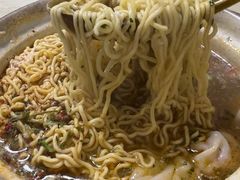 -小许三鲜砂锅馄饨店(家多乐烟酒店)