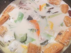 -鲜潭蒸汽石锅鱼(五道口购物中心店)
