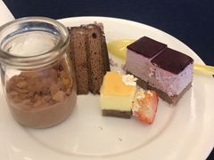 -东方红海鲜百汇(国际大厦店)