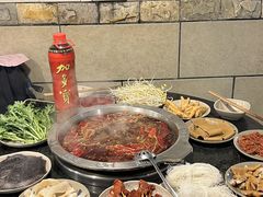 -洞亭火锅(防空洞总店)