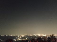 -鬼笑石后山停车场