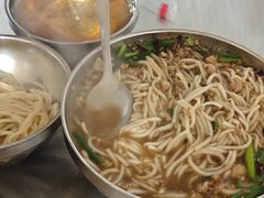 -正宗杨记普洱酸醋米线(总店)
