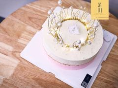 发光皇冠蛋糕-茉川甜品MOCHUAN