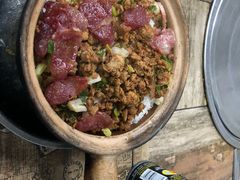 招牌鹅乸煲仔饭-阳江河堤老牌曾记美食