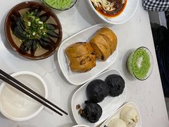 -李与白包子铺(桐梓林店)