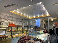 面包甜点陈列柜-Bread Talk 面包新语(荟聚店)