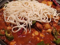 -楼兰古丽·新疆拌面·清真(华阳城店)