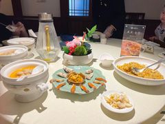 六月黄-成隆行·蟹王府(九江路店)