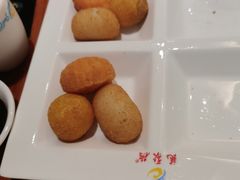 小吃四拼-龙聚德北京烤鸭(巴南商社汇购物中心店)