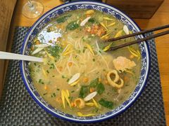 -桥馫源蒙自过桥米线(蒙自店)