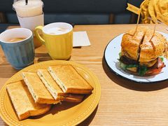 -HELLO 27 意面·沙拉·帕尼尼