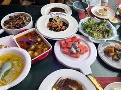 -忘忧草融合私房菜(红鼎国际店)