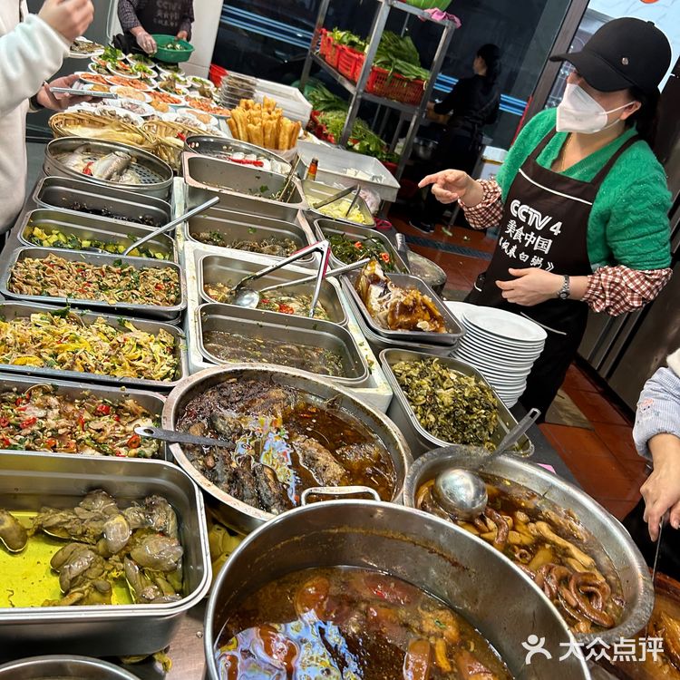 潮州本地人去吃的宵夜！枫春白粥YYDS