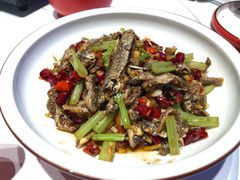 酱汁酥脆乡野溪鱼-老湘亲·品鉴湘菜(蔡塘爱琴海店)