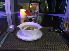 -顶鲜101美食美景餐厅