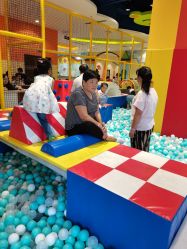点击看大图 -天空之城家庭互动游乐场