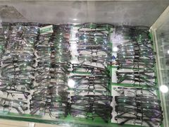 -利客来眼镜店(崂山百货店)