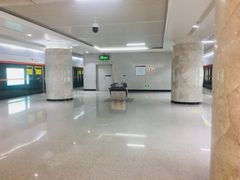 -螃蟹岬(地铁站)