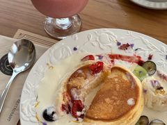 -Mark&Mars Restaurant