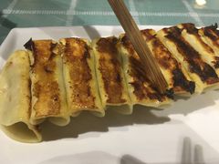 虾肉锅贴-众口斋锅贴(银泰城店)