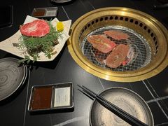 -山川小町·极番烧肉(新地假日广场店)
