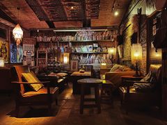 -城墙外BAR