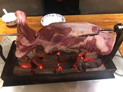 烤羊腿-关二碳烤羊腿(龙翔路店)