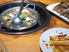 -大众跷脚牛肉馆·非遗传承单位(峨眉山店)