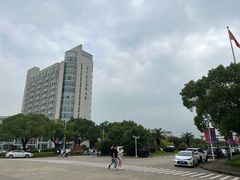 -上海第二工业大学(金海路校区)